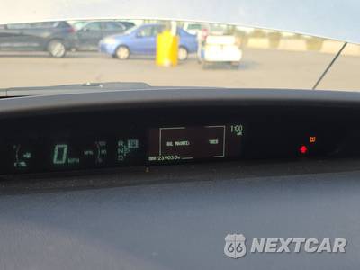 2010 Toyota Prius II - zdjęcie 12 z 44 - miniatura