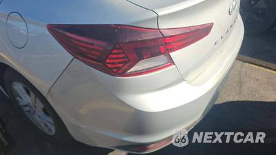 2020 Hyundai Elantra SEL Sedan - zdjęcie 29 z 45 - miniatura