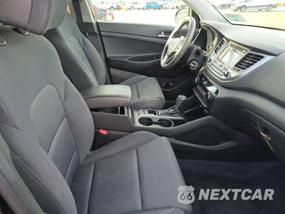 2017 Hyundai Tucson SE - zdjęcie 8 z 31 - miniatura