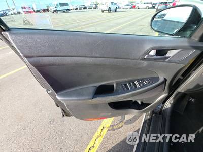 2017 Hyundai Tucson SE - zdjęcie 9 z 31 - miniatura
