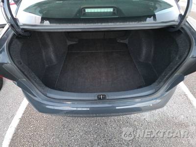 2025 Toyota Corolla LE Sedan - zdjęcie 16 z 28 - miniatura
