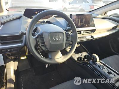 2026 Toyota Prius LE - zdjęcie 10 z 25 - miniatura