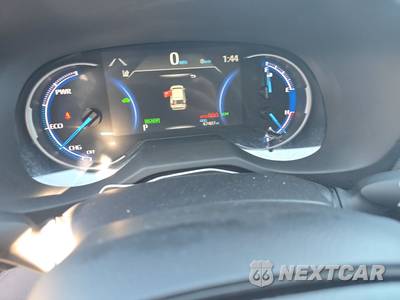 2025 Toyota RAV4 Hybrid XLE - zdjęcie 12 z 25 - miniatura