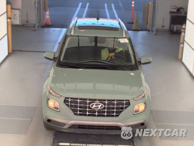 2025 Hyundai Venue SEL - zdjęcie 2 z 26 - miniatura