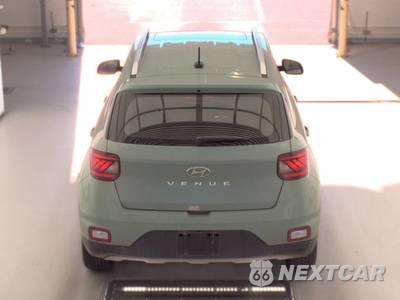 2025 Hyundai Venue SEL - zdjęcie 5 z 26 - miniatura