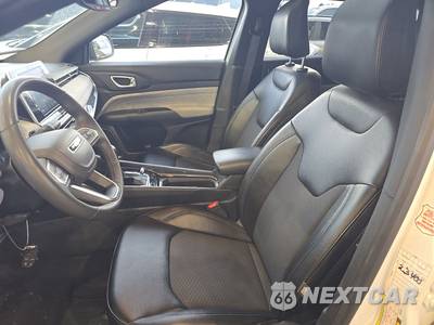 2025 Jeep Compass Latitude - zdjęcie 7 z 27 - miniatura
