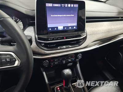2025 Jeep Compass Latitude - zdjęcie 11 z 36 - miniatura