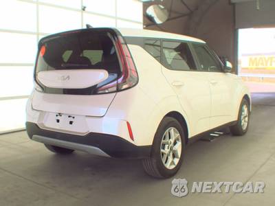 2025 Kia Soul LX - zdjęcie 4 z 24 - miniatura