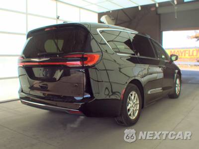 2024 Chrysler Pacifica Touring L 121.6" WB - zdjęcie 4 z 27 - miniatura