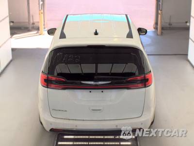 2023 Chrysler Pacifica Touring L 121.6" WB - zdjęcie 5 z 28 - miniatura