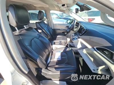 2023 Chrysler Pacifica Touring L 121.6" WB - zdjęcie 8 z 28 - miniatura