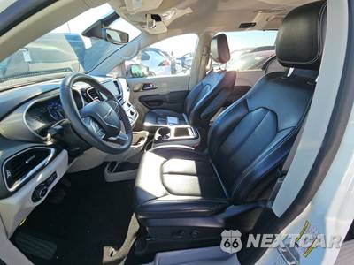 2023 Chrysler Pacifica Touring L 121.6" WB - zdjęcie 7 z 28 - miniatura