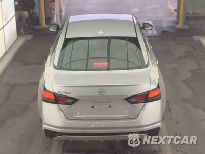 2025 Nissan Altima SV - zdjęcie 5 z 26 - miniatura