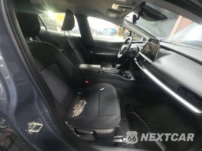 2025 Toyota Prius LE - zdjęcie 8 z 22 - miniatura