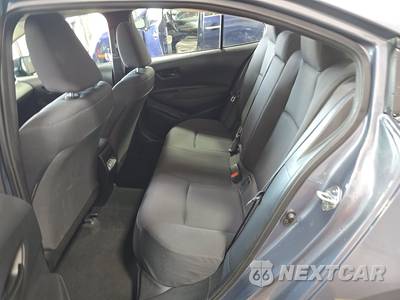 2025 Toyota Corolla LE Sedan - zdjęcie 13 z 38 - miniatura