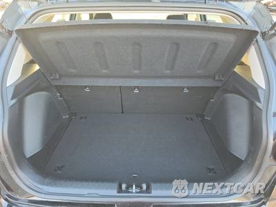 2026 Hyundai Venue SEL - zdjęcie 16 z 32 - miniatura