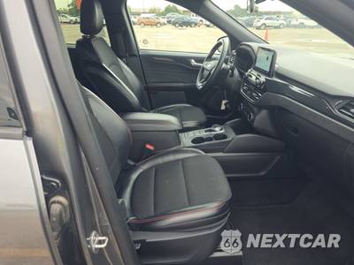 2025 Ford Escape ST-Line - zdjęcie 8 z 24 - miniatura