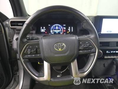 2025 Toyota 4Runner SR5 - zdjęcie 10 z 26 - miniatura