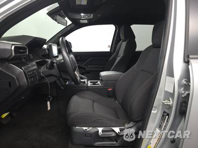 2025 Toyota 4Runner SR5 - zdjęcie 7 z 26 - miniatura