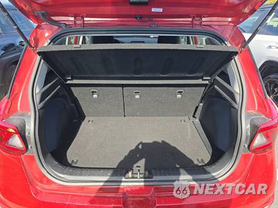 2025 Hyundai Venue SEL - zdjęcie 16 z 30 - miniatura