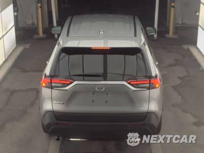2025 Toyota RAV4 LE - zdjęcie 5 z 20 - miniatura