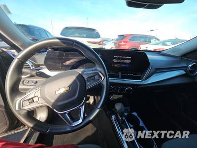 2025 Chevrolet Trax LT - zdjęcie 11 z 26 - miniatura