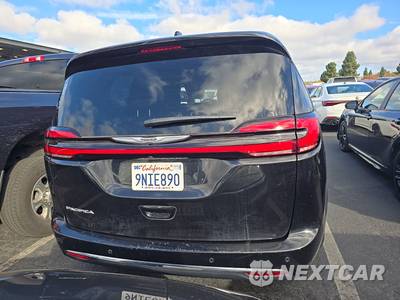 2025 Chrysler Pacifica Select 121.6" WB - zdjęcie 5 z 30 - miniatura
