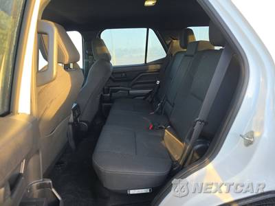 2025 Toyota 4Runner SR5 - zdjęcie 13 z 20 - miniatura