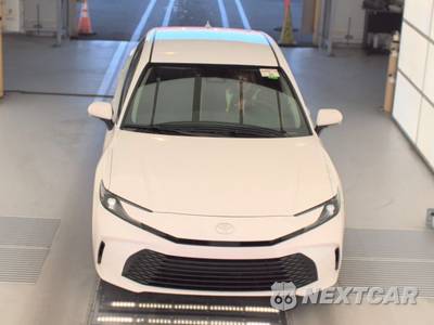 2025 Toyota Camry LE - zdjęcie 2 z 28 - miniatura