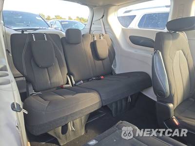 2023 Chrysler Voyager LX 121.6" WB - zdjęcie 14 z 26 - miniatura