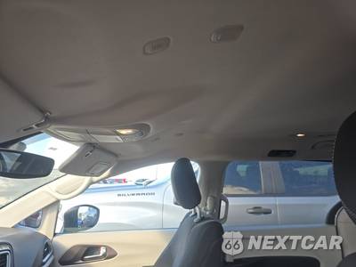 2023 Chrysler Voyager LX 121.6" WB - zdjęcie 18 z 26 - miniatura