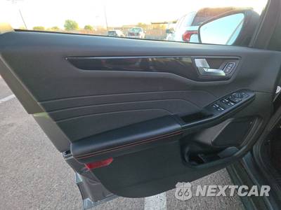2024 Ford Escape ST-Line - zdjęcie 9 z 31 - miniatura