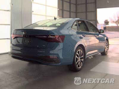 2026 Volkswagen Jetta SE - zdjęcie 4 z 22 - miniatura
