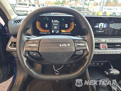 2025 Kia K4 LXS - zdjęcie 10 z 40 - miniatura