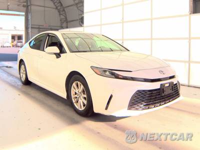 2025 Toyota Camry LE - zdjęcie 3 z 30 - miniatura