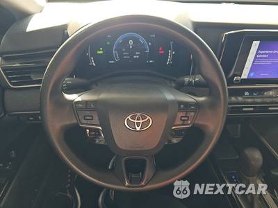 2025 Toyota Camry LE - zdjęcie 10 z 30 - miniatura