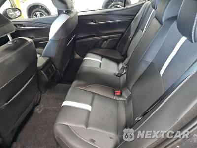 2026 Toyota Camry SE - zdjęcie 13 z 29 - miniatura