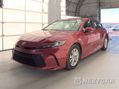 2025 Toyota Camry LE - zdjęcie 1 z 37 - miniatura