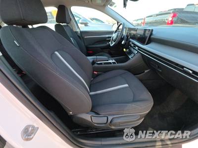 2025 Hyundai Sonata SEL - zdjęcie 8 z 36 - miniatura