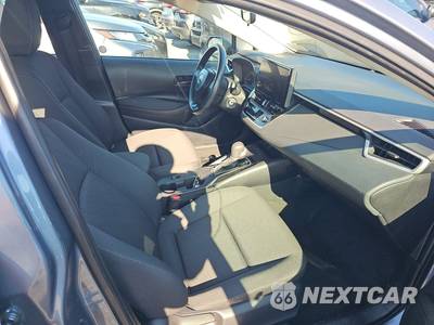 2025 Toyota Corolla LE Sedan - zdjęcie 8 z 33 - miniatura