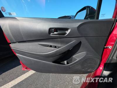 2025 Toyota Corolla LE Sedan - zdjęcie 9 z 39 - miniatura