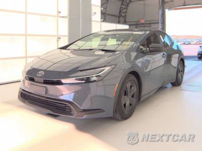 2025 Toyota Prius LE - zdjęcie 1 z 42 - miniatura