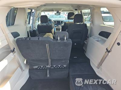 2024 Chrysler Voyager LX 121.6" WB - zdjęcie 17 z 33 - miniatura