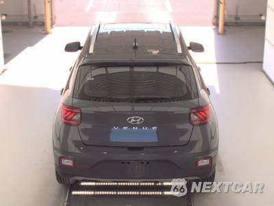 2025 Hyundai Venue SEL - zdjęcie 5 z 26 - miniatura