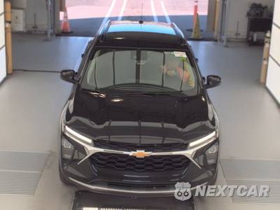 2025 Chevrolet Trax LT - zdjęcie 2 z 29 - miniatura