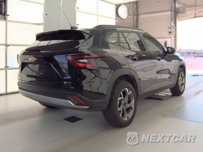 2025 Chevrolet Trax LT - zdjęcie 4 z 29 - miniatura