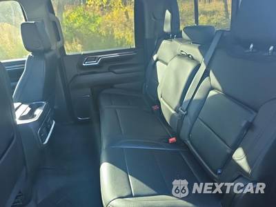 2024 Chevrolet Silverado 2500HD LTZ Crew Cab Medium Bed 1LZ - zdjęcie 16 z 21 - miniatura
