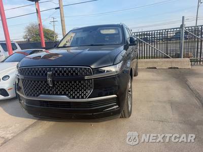 2025 Lincoln Navigator L Reserve - zdjęcie 15 z 16 - miniatura
