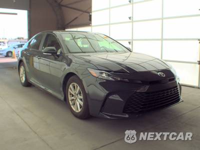 2025 Toyota Camry LE - zdjęcie 3 z 32 - miniatura