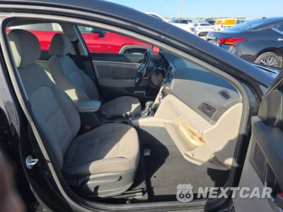 2019 Hyundai Elantra Value Edition Sedan - zdjęcie 8 z 42 - miniatura